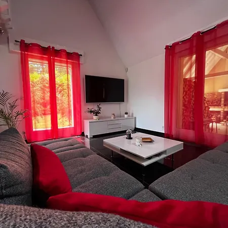 Avec Piscine A 10 Min Du Circuit Des 24h Du Mans 别墅 *