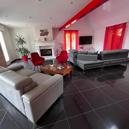 Avec Piscine A 10 Min Du Circuit Des 24h Du Mans *