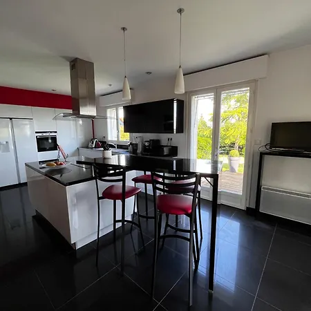 Avec Piscine A 10 Min Du Circuit Des 24h Du Mans 别墅