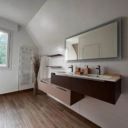 Avec Piscine A 10 Min Du Circuit Des 24h Du Mans 别墅 Spay