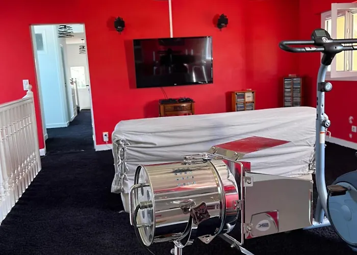 Avec Piscine à 10 Min Du Circuit Des 24h Du Mans Villa