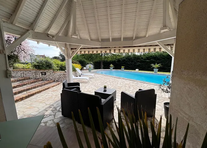 Villa Avec Piscine à 10 Min Du Circuit Des 24h Du Mans Spay