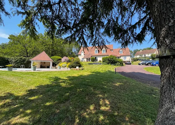 Villa Avec Piscine à 10 Min Du Circuit Des 24h Du Mans